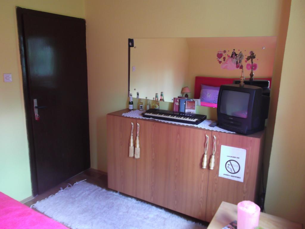 Guest House Kavedzic Žabljak Buitenkant foto